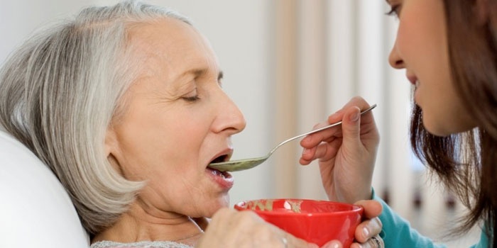 Ознаки хвороби Альцгеймера - перші прояви, симптоми та діагностичні тести