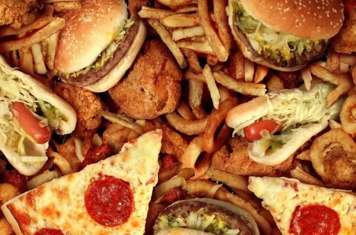 Виявлено залежність між жирними продуктами та психічним здоров'ям